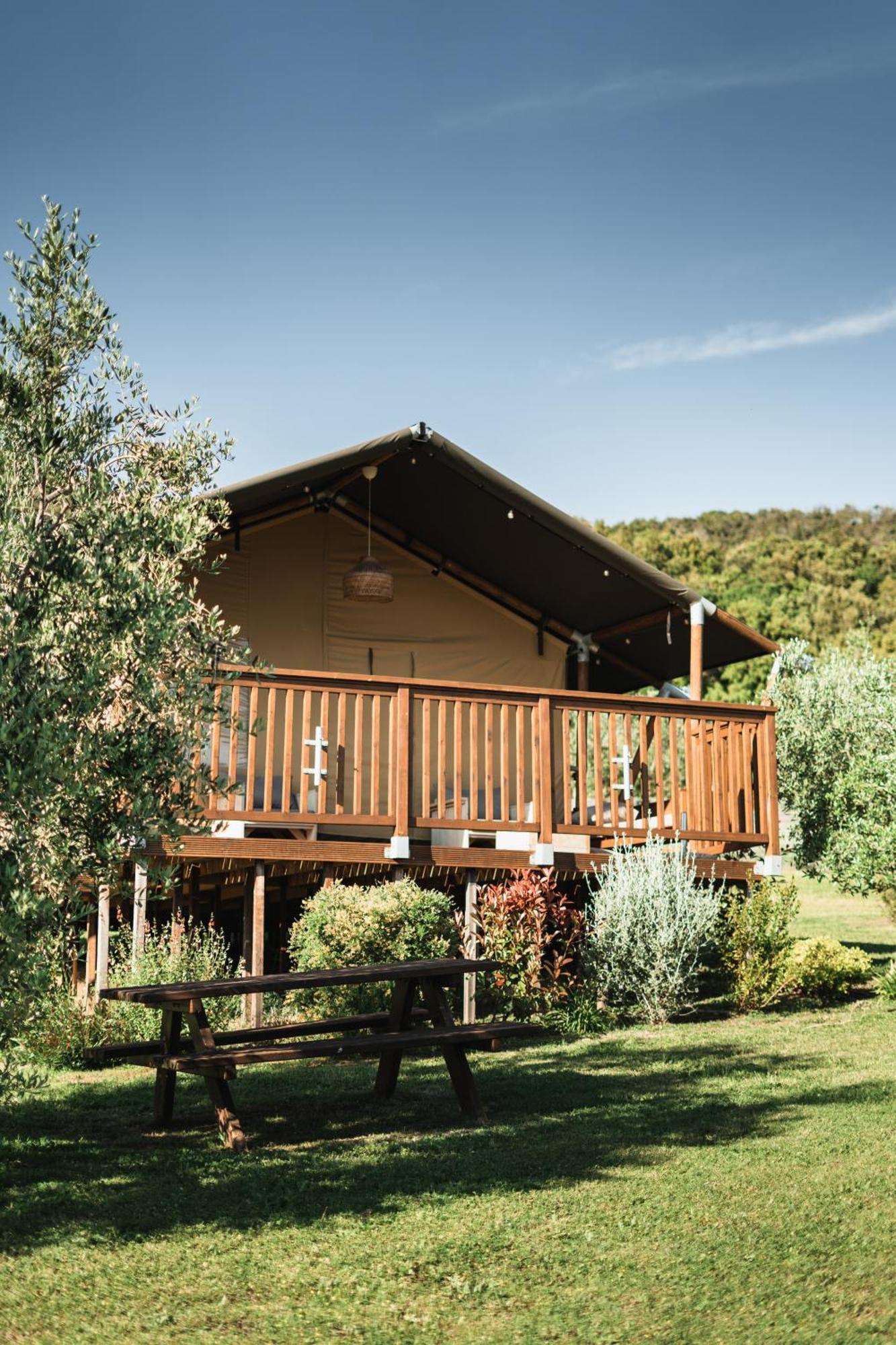 Glamping Le Tegole Hotel Riparbella Exterior photo